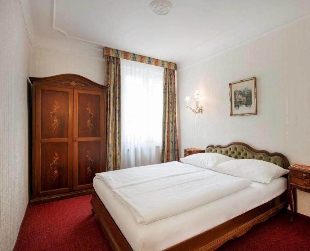 Suzanne Guest house Vienna