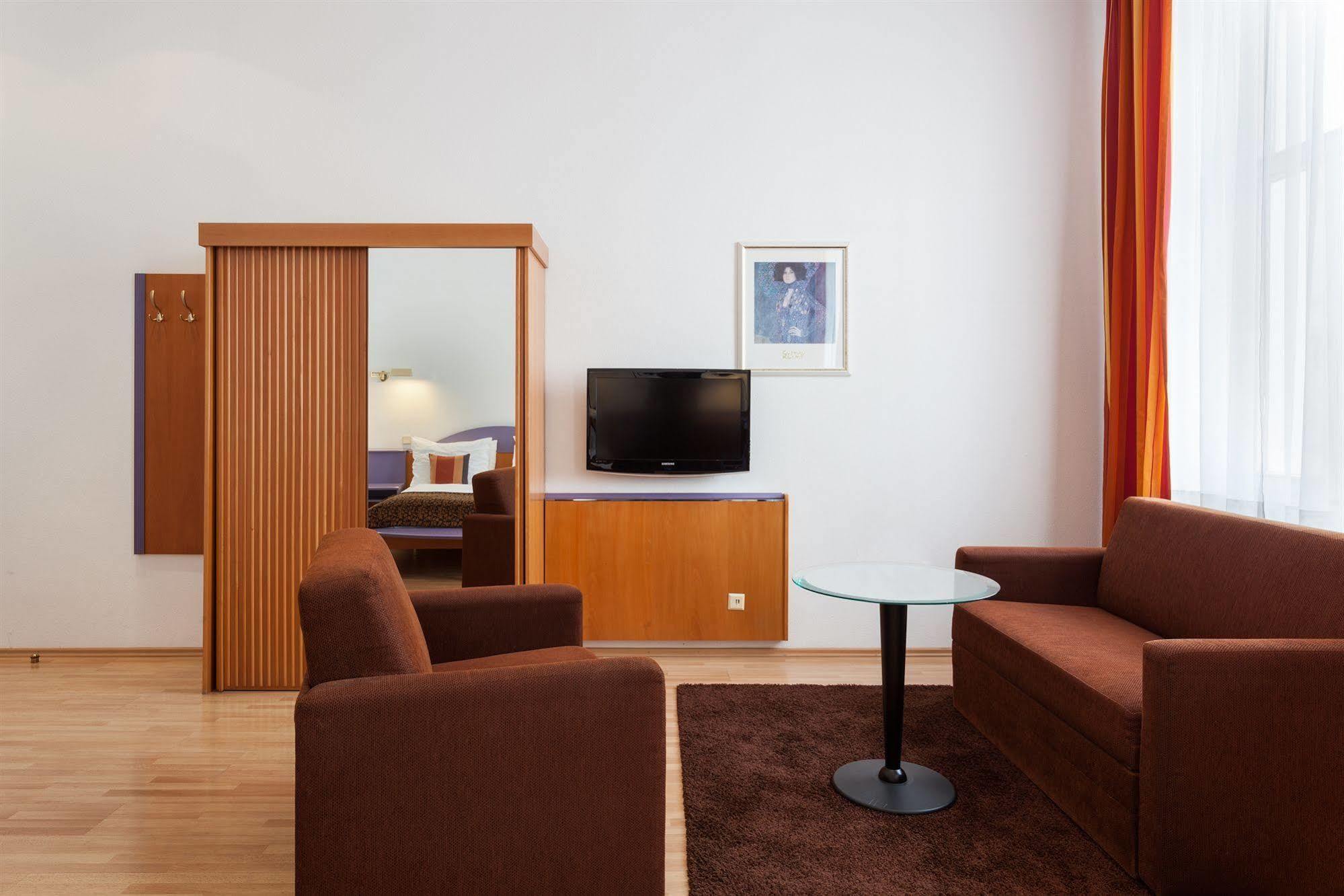 Nestroy Hotel Vienna
