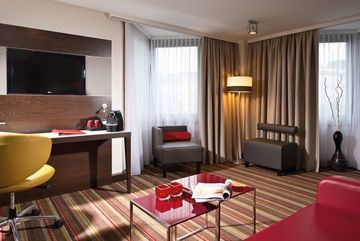 Leonardo Westbahnhof Hotel 4*