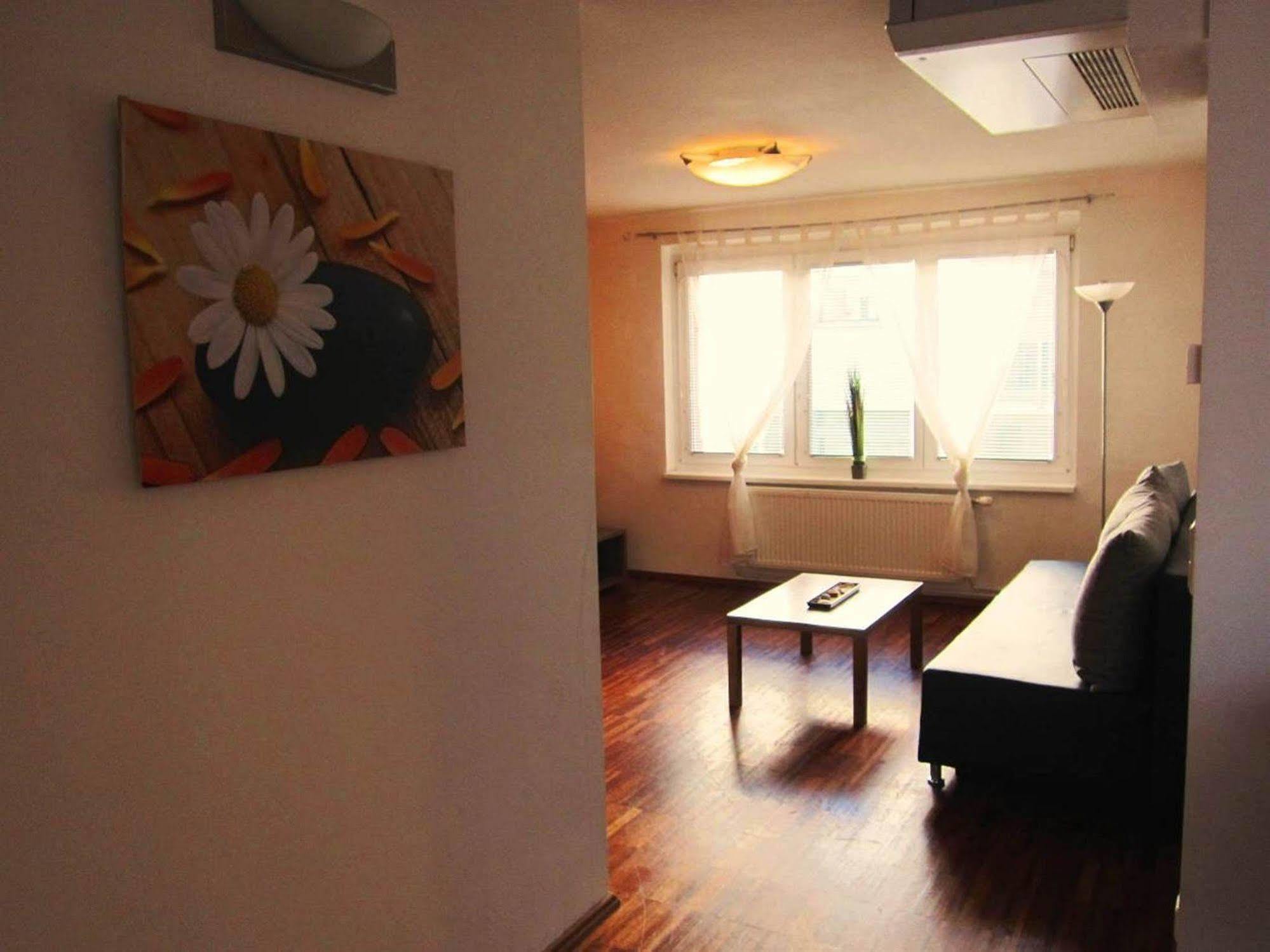 Aparthotel Royal Living 4*