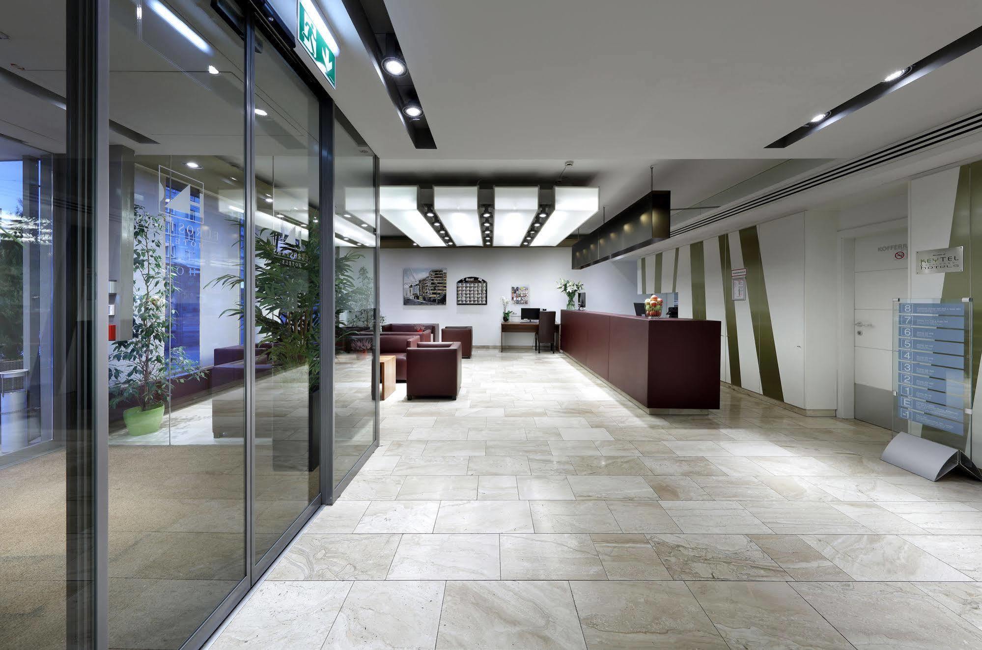 Hotel Eurostars Embassy 4*