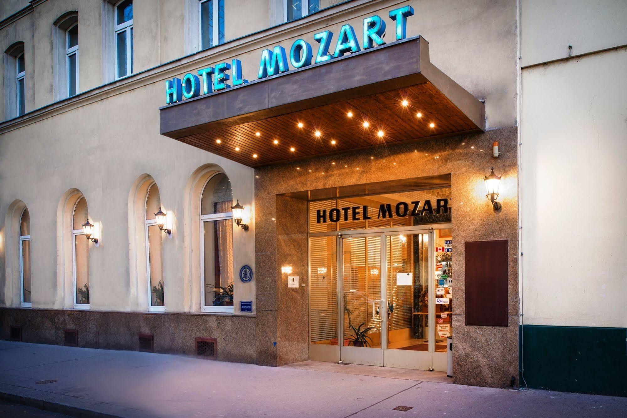Mozart Hotel 3*