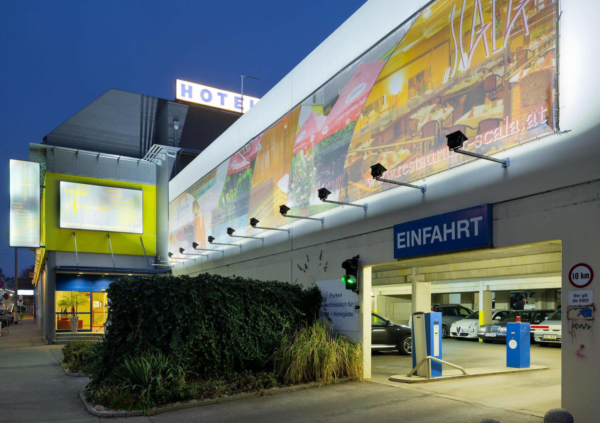 Vienna Sporthotel 4*