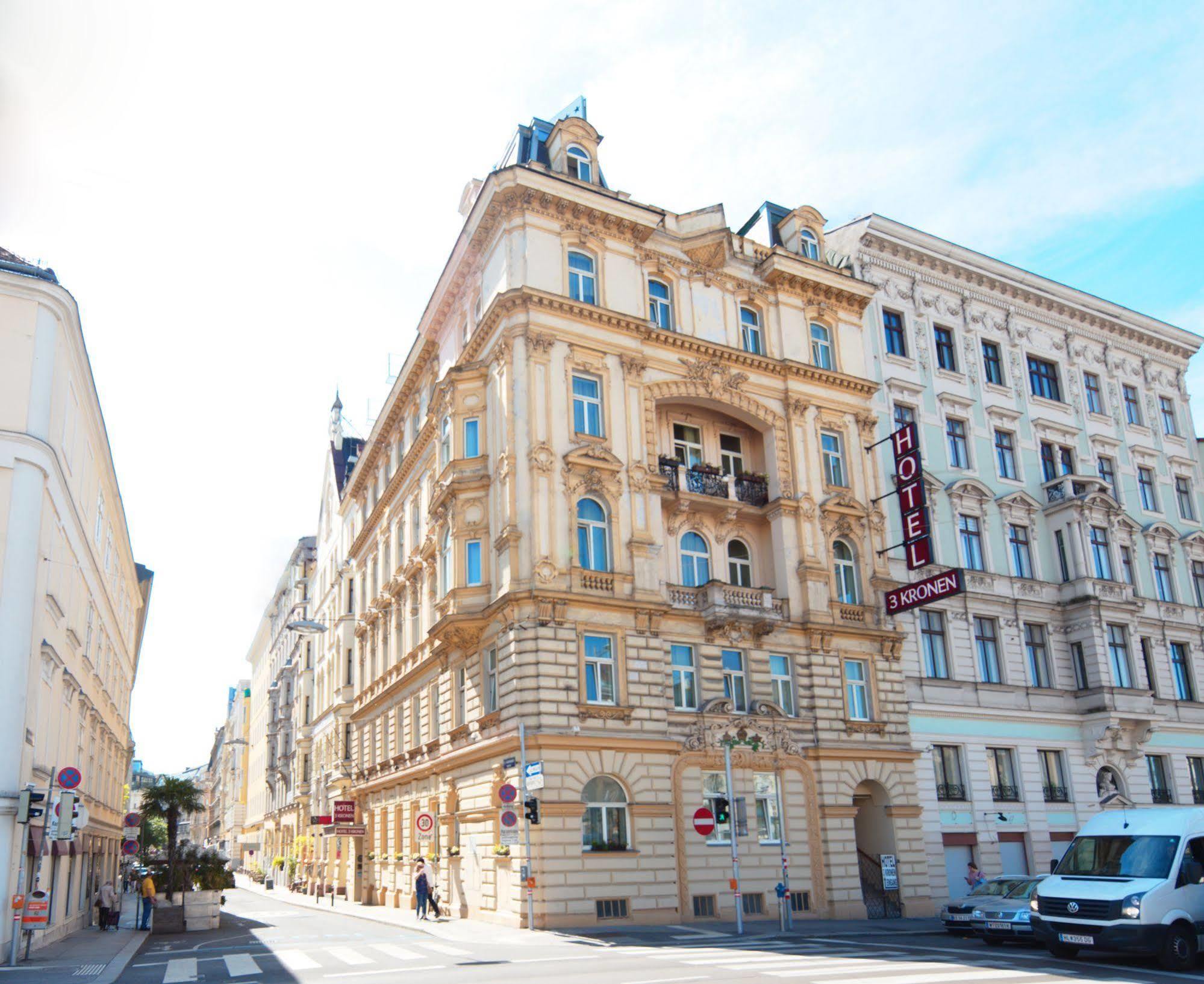 Drei Kronen Hotel 3*