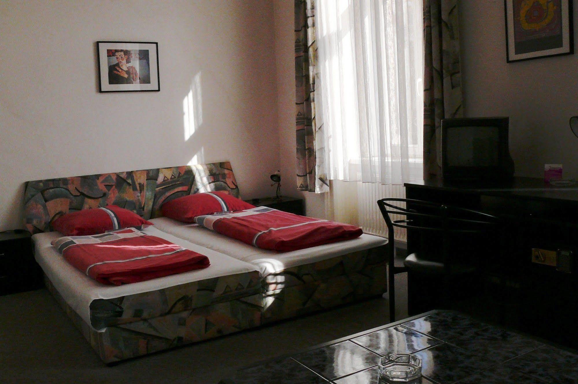 Hotel Riess - Self Check-in 3*