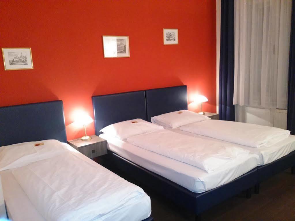 Excellence Hotel 4*
