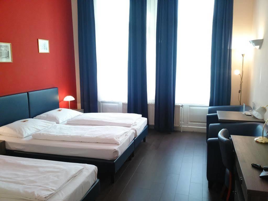 Excellence Hotel 4*