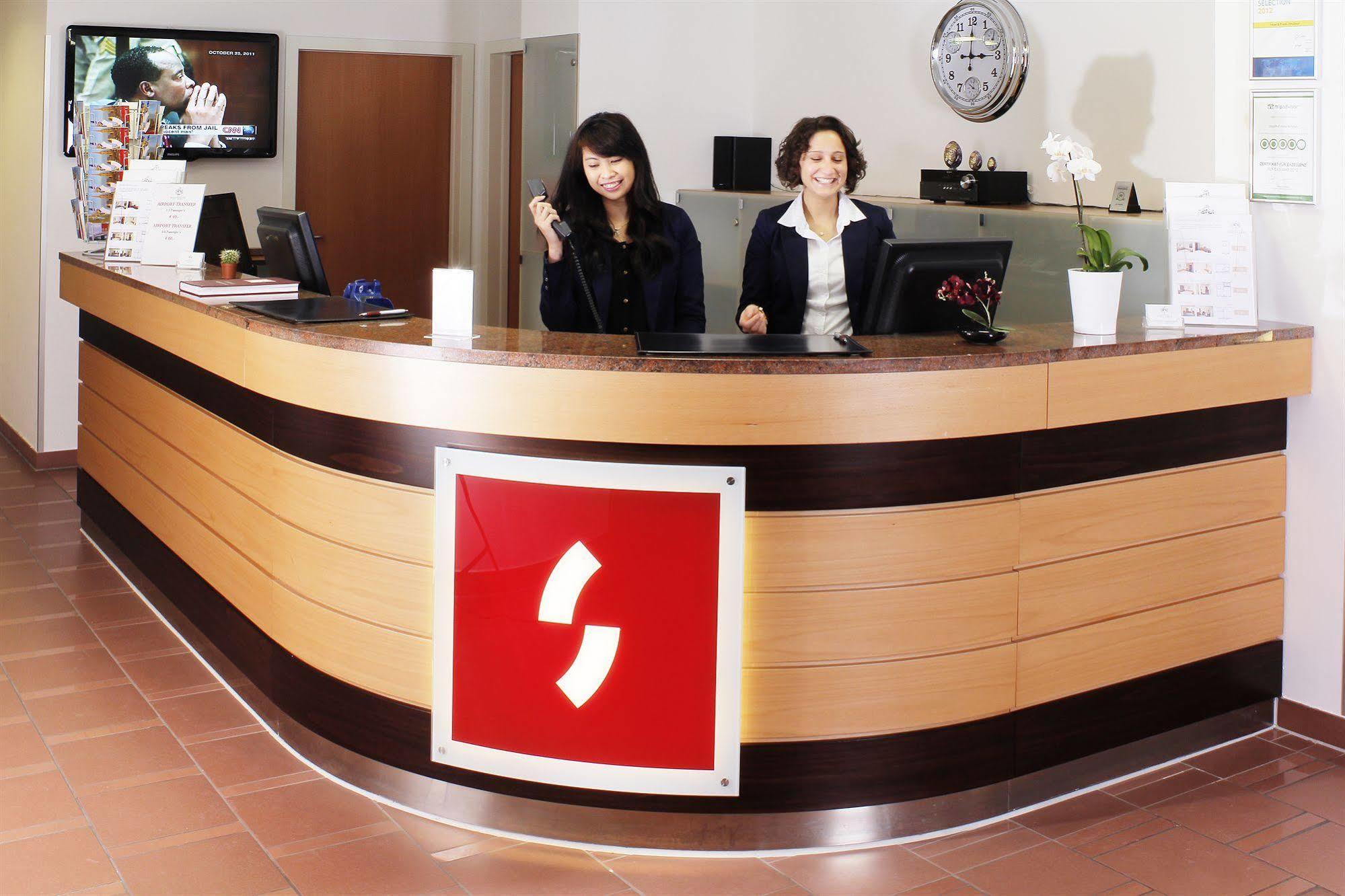 Strudlhof Hotel 4*