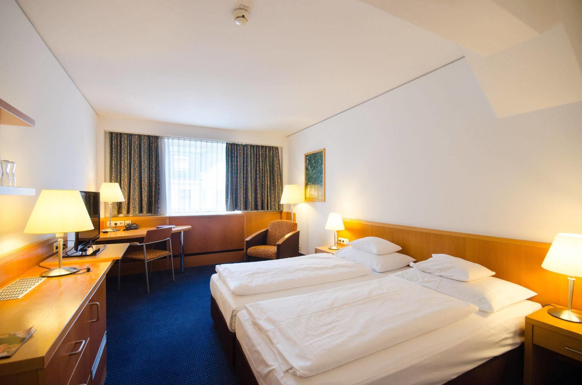Strudlhof 4* Viena