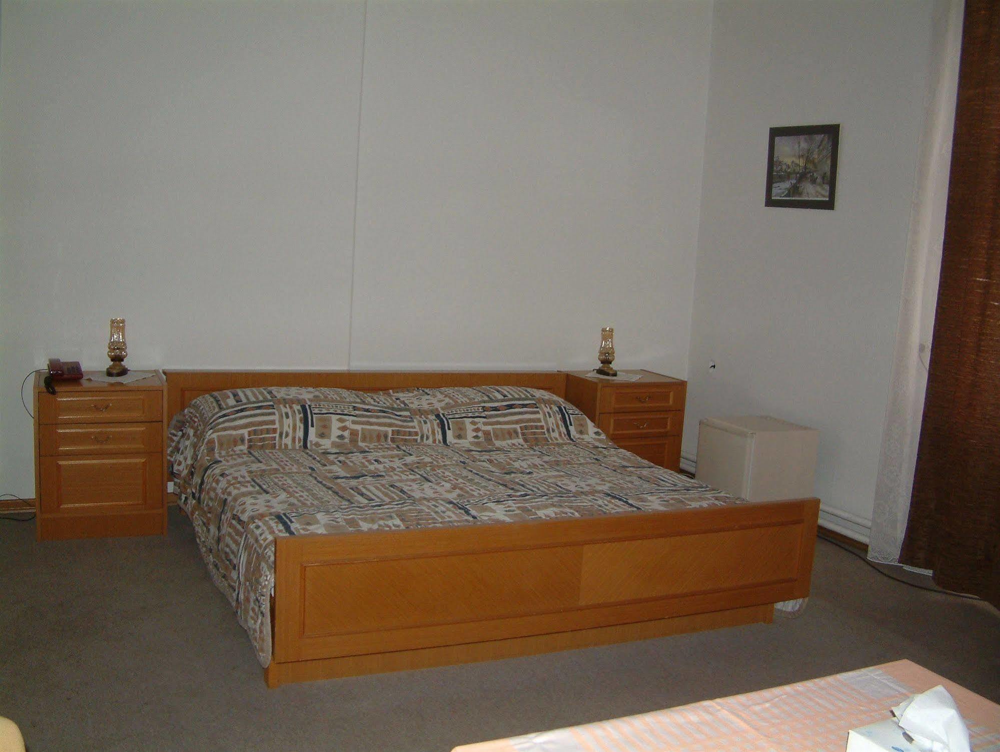 Hotel Stadtpark Guest house 3*