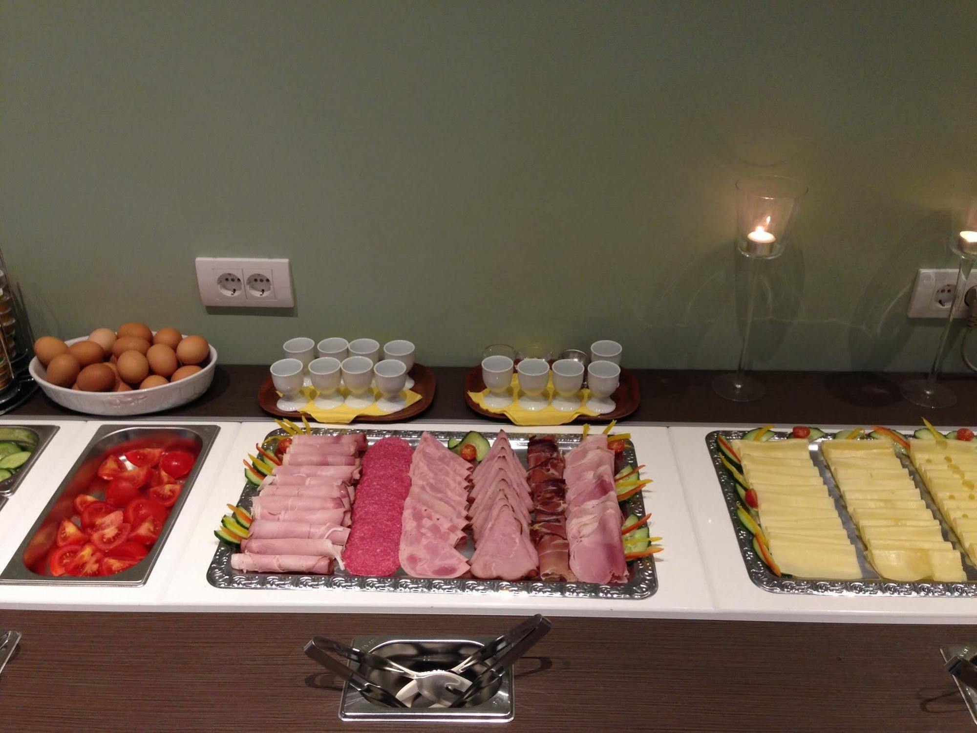 Cryston Hotel Vienna
