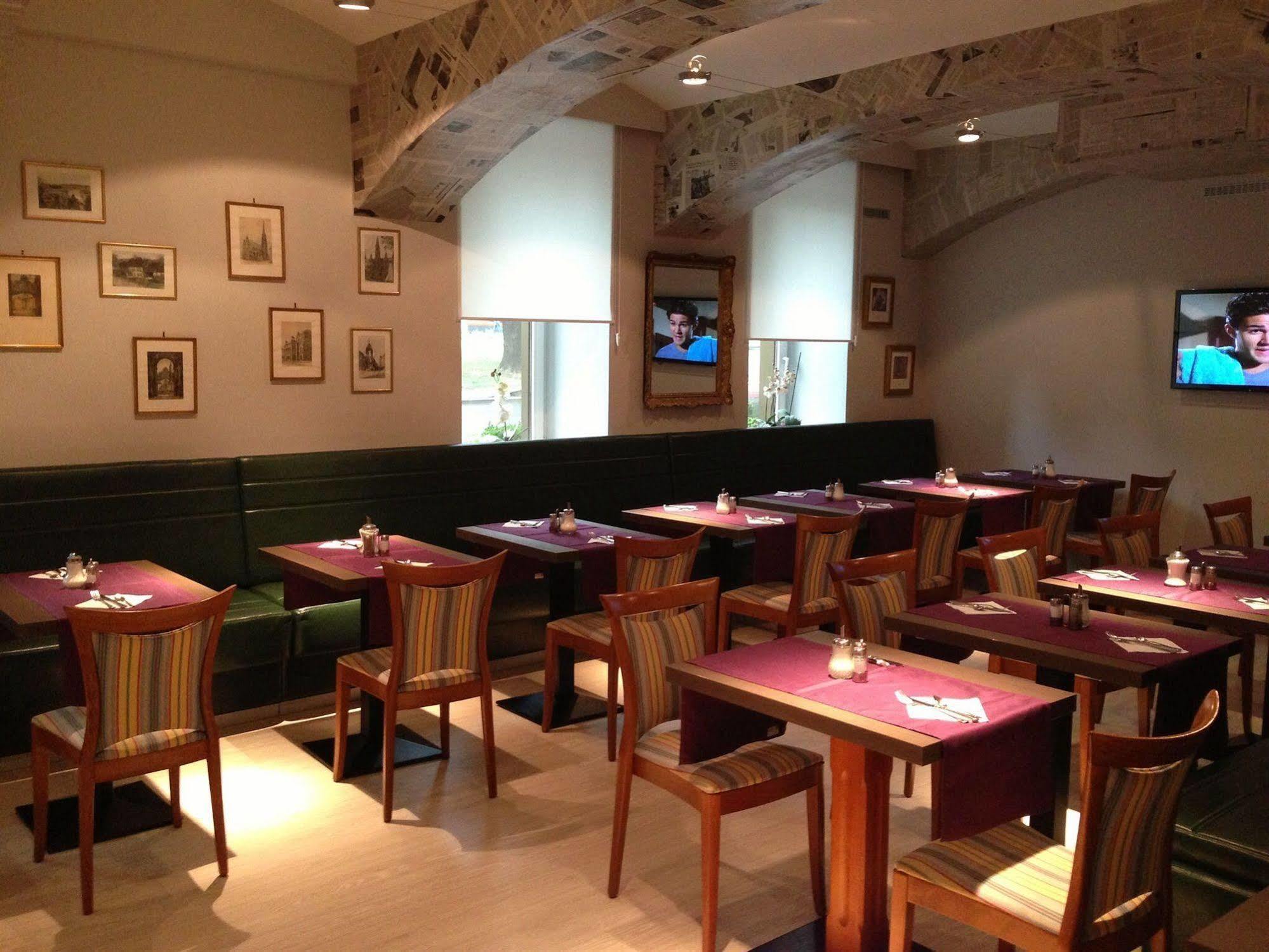 Cryston Hotel 3*