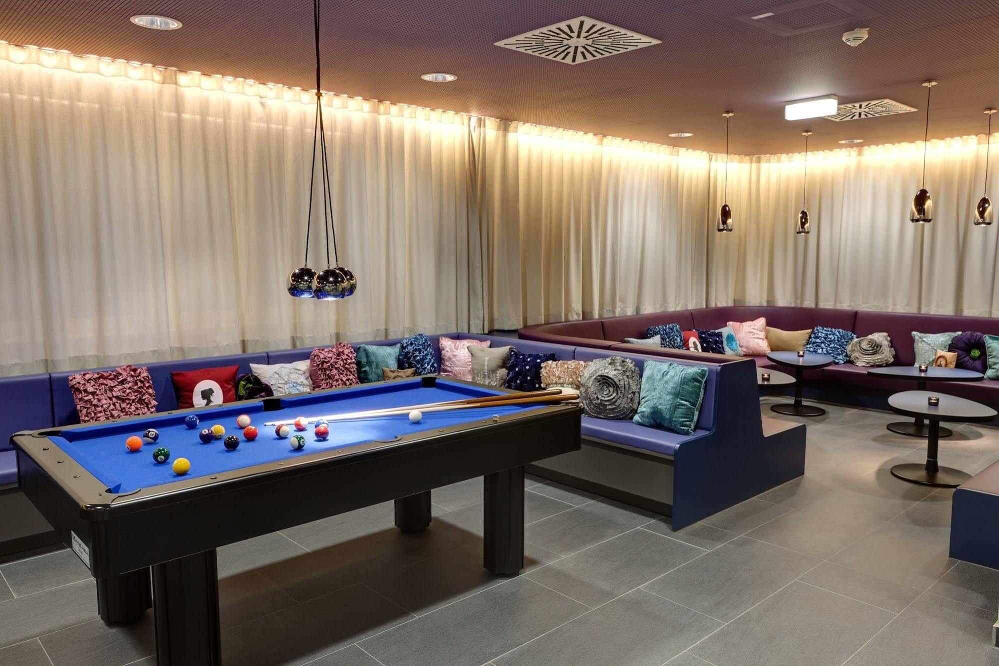 Hotel Meininger Downtown Sissi Vienna
