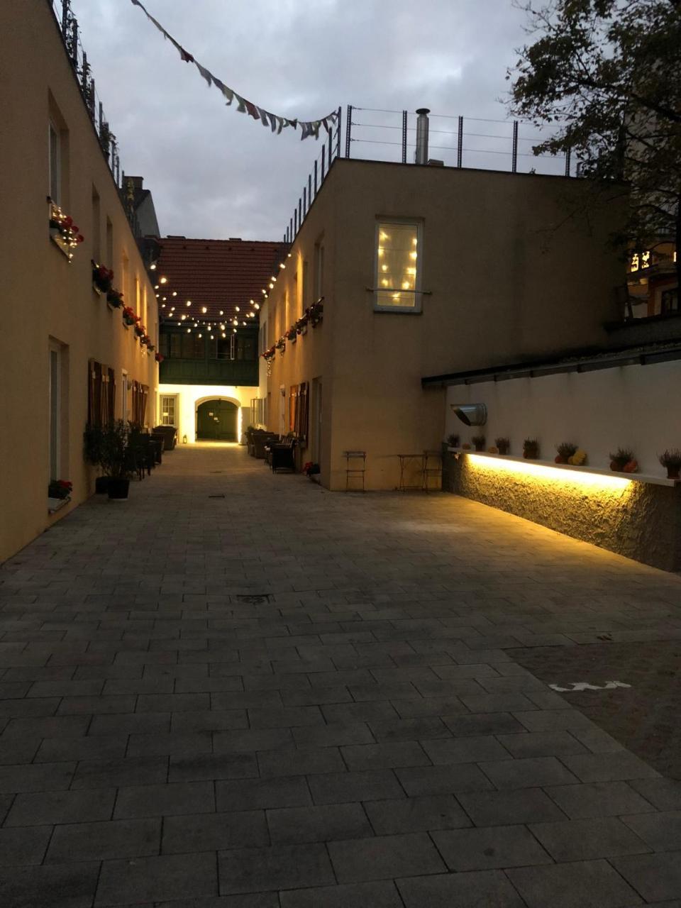Hostel Boutique Zum Goldenen Kegel *