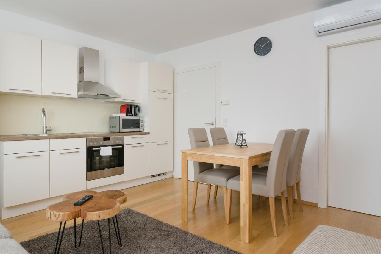 Tabor 1020 Viena