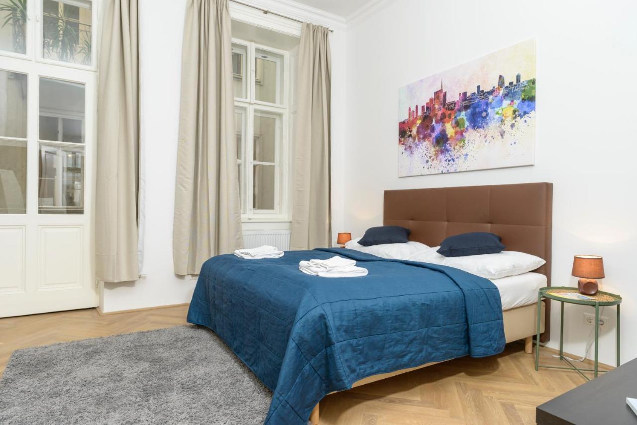 Apartment Senator Stephansplatz By Ichbucheat Wien