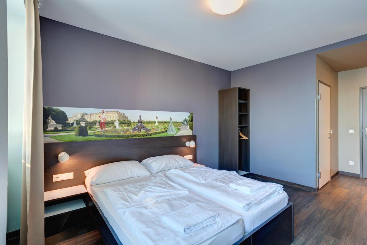 Hotel Meininger Downtown Sissi Vienna