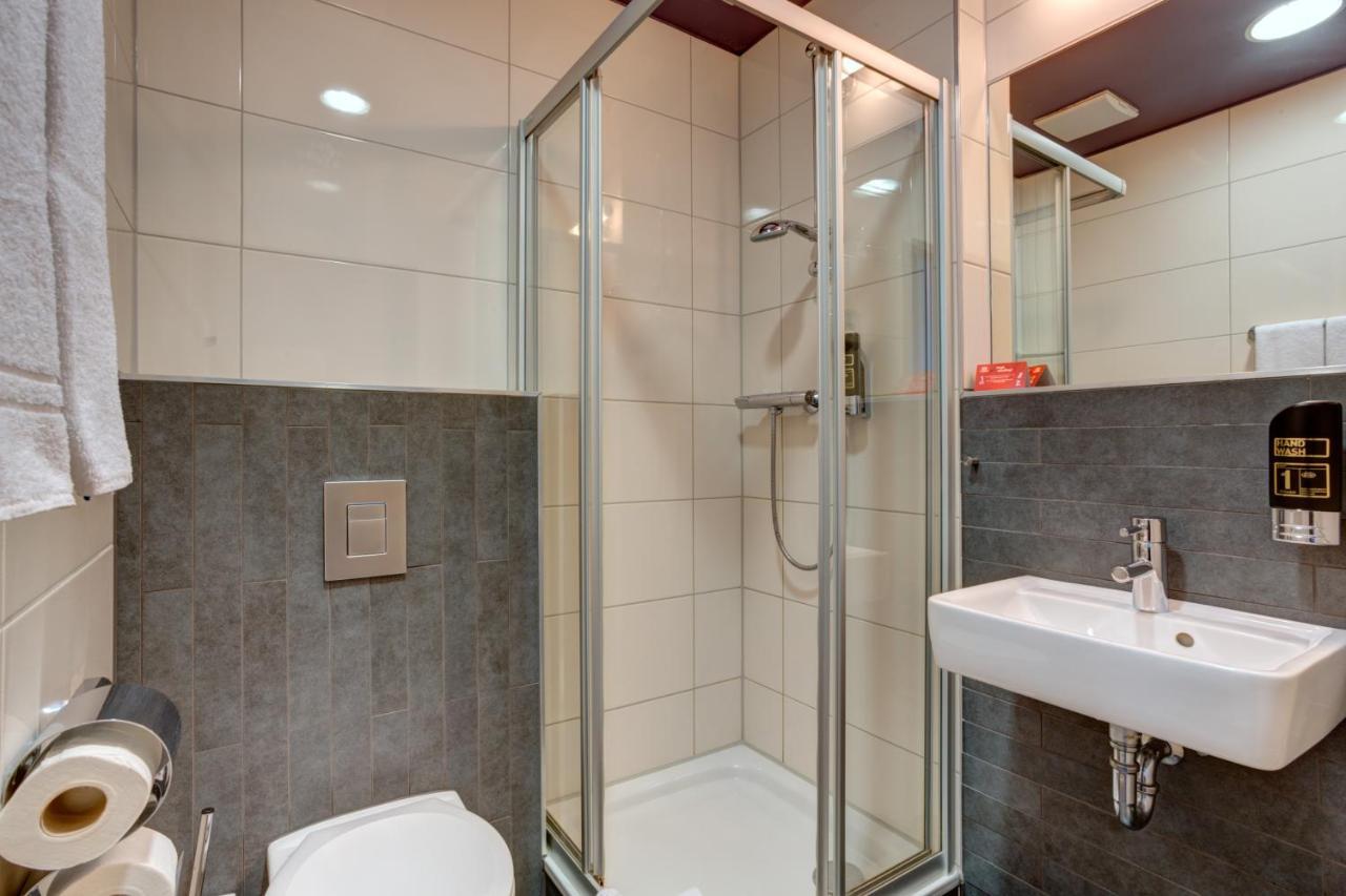 Hotel Meininger Downtown Sissi 3*