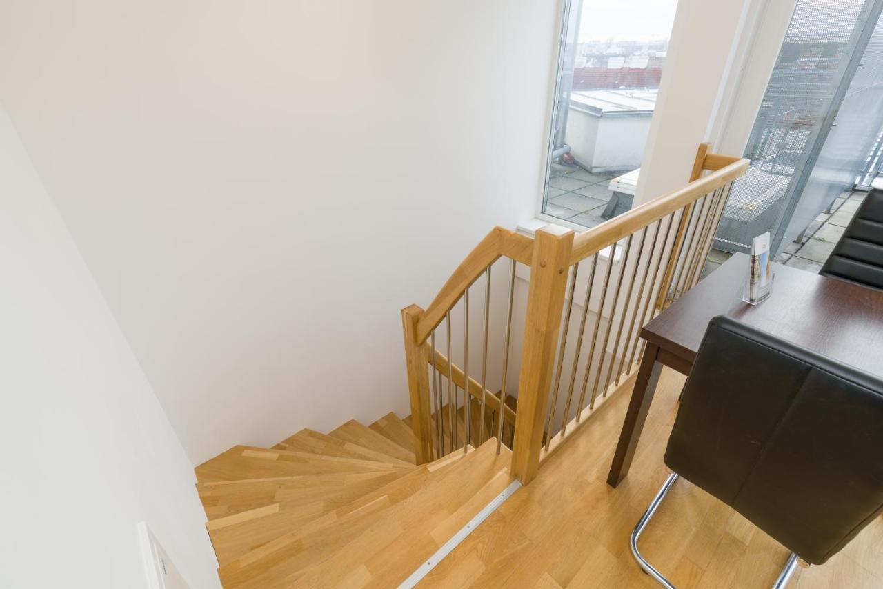 Pezzl 1170 Apartment