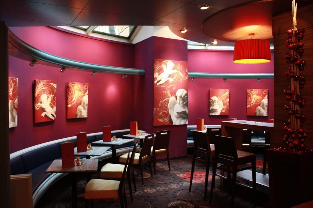 Leonardo Westbahnhof 4*