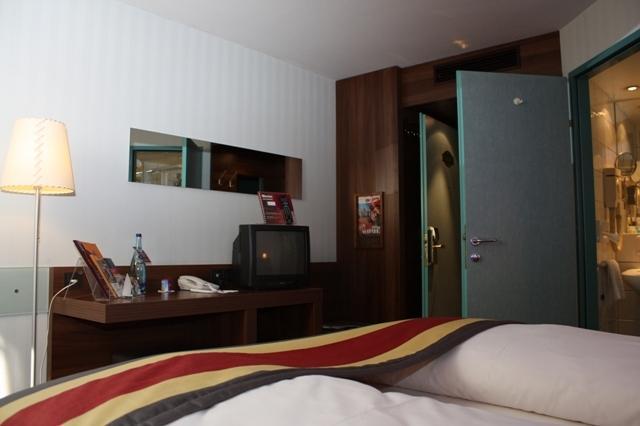 Hotel Leonardo Westbahnhof 4*