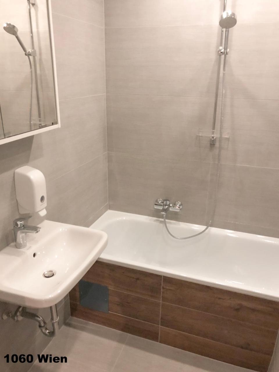 Christiano Hauptbahnhof | Contactless Check-in Apartment