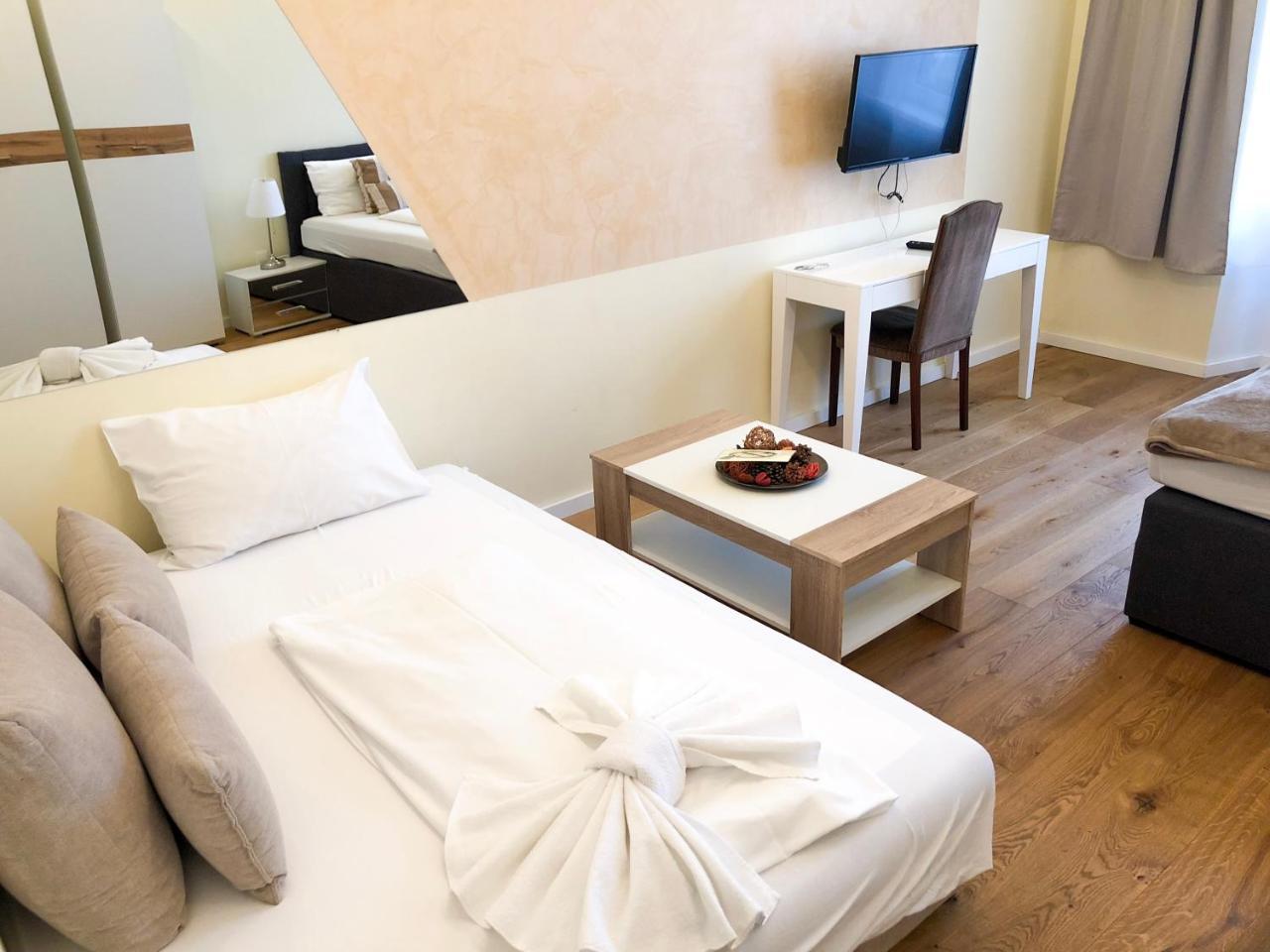 Christiano Hauptbahnhof | Contactless Check-in Apartment *