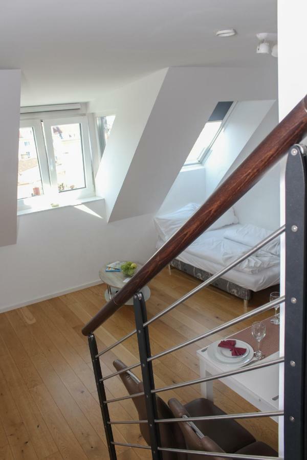 Christiano Hauptbahnhof | Contactless Check-in Apartment Vienna