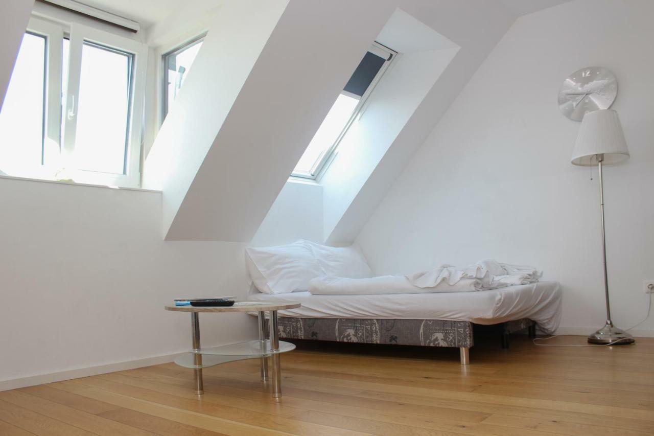 Christiano Hauptbahnhof | Contactless Check-in Apartment