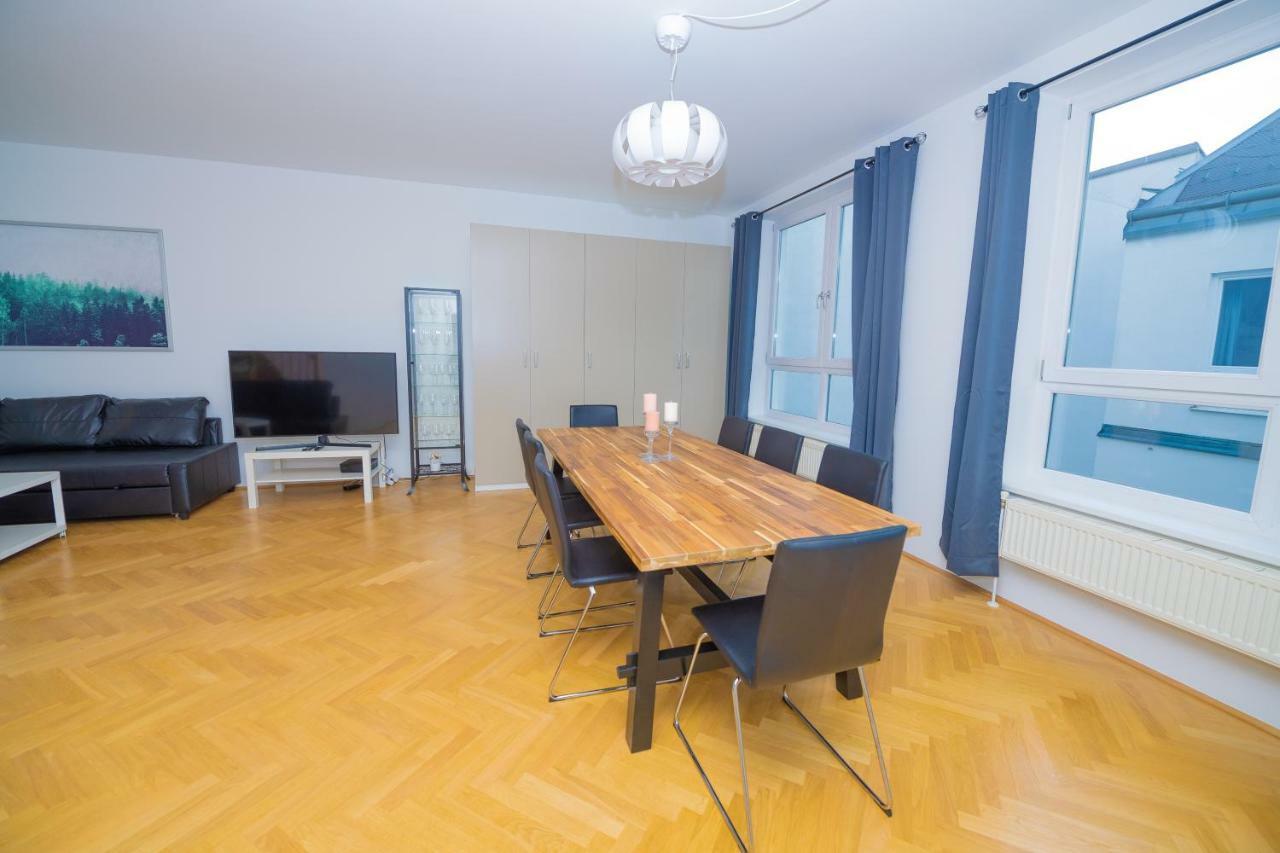 Hotspot Apartment