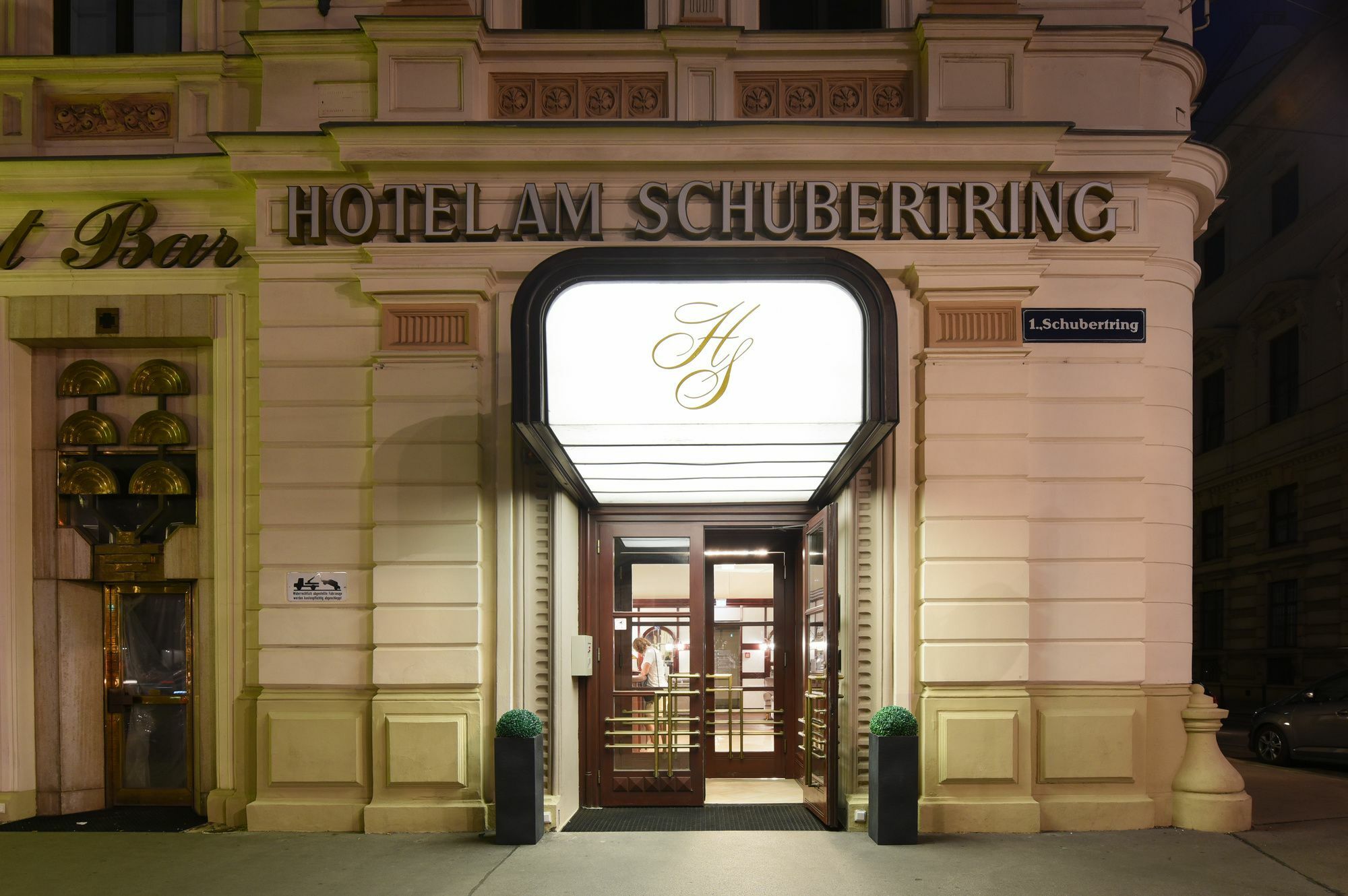 Am Schubertring Vienna