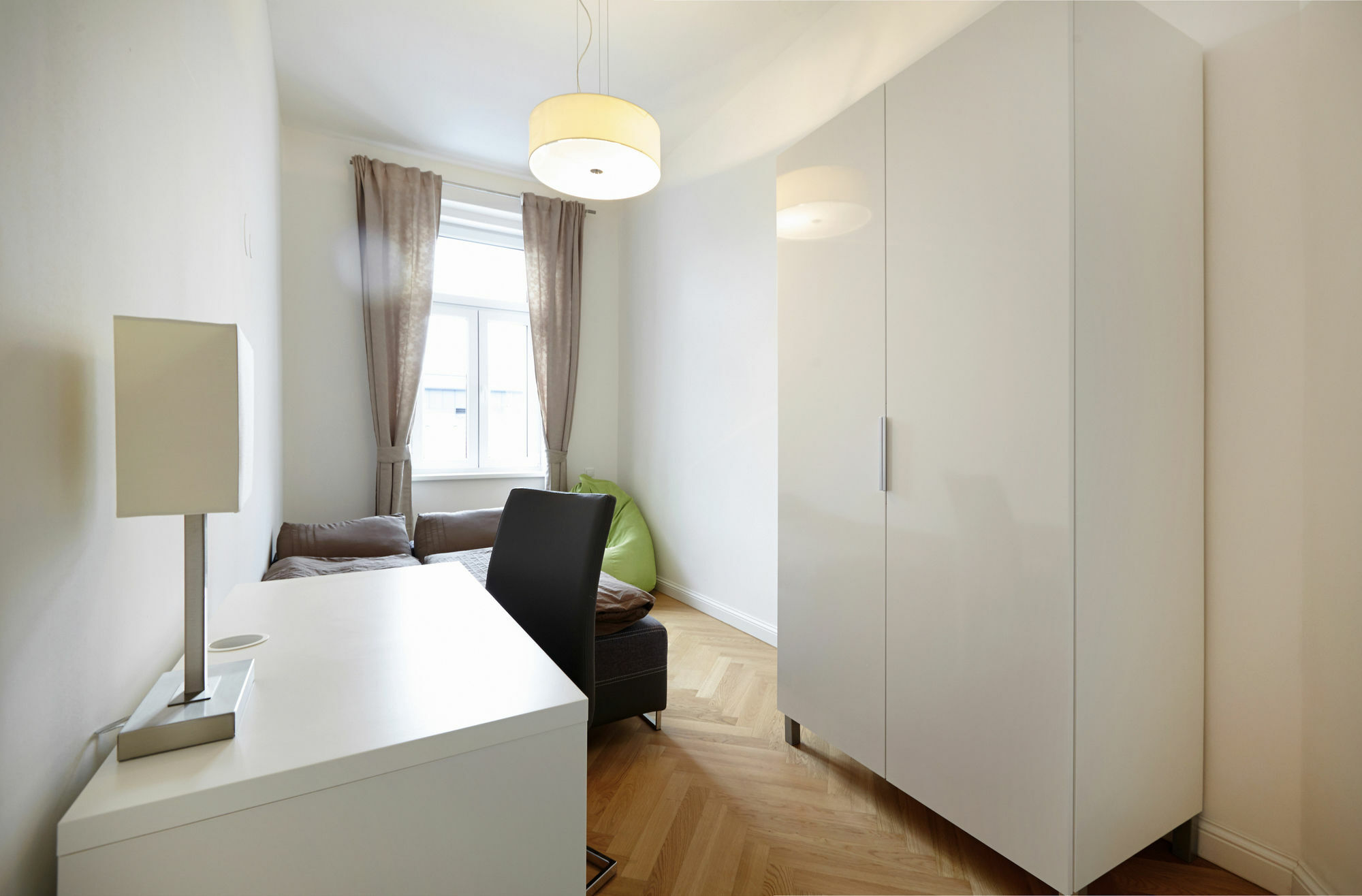 Urban Flats Darwingasse Apartment Vienna