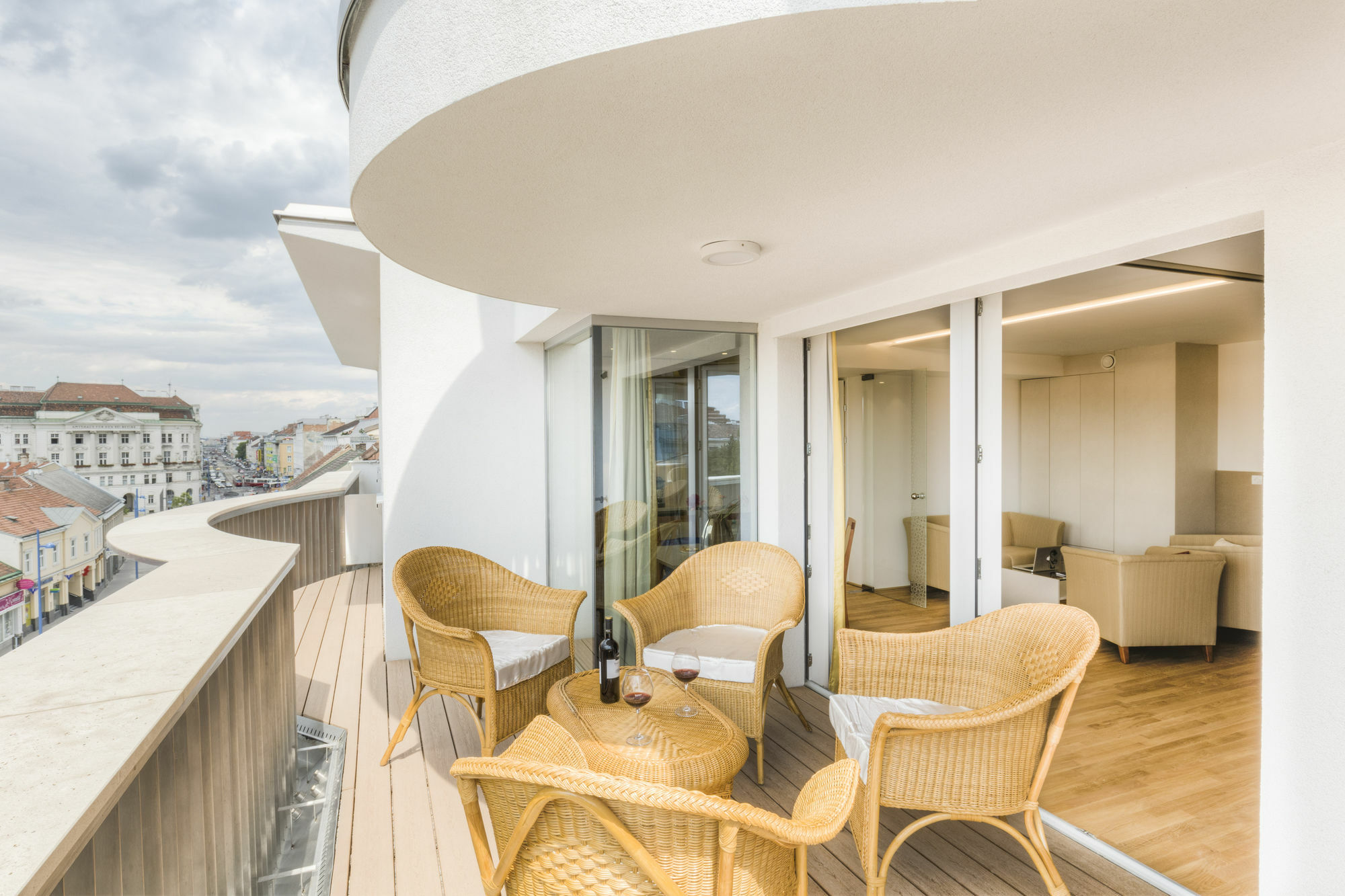 Vienna Grand Apartments Danube