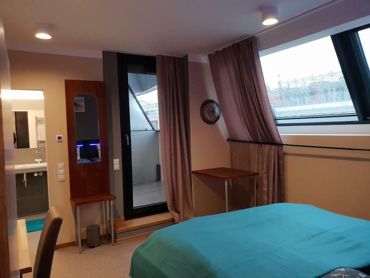 Exquisit Aparthotel 3*