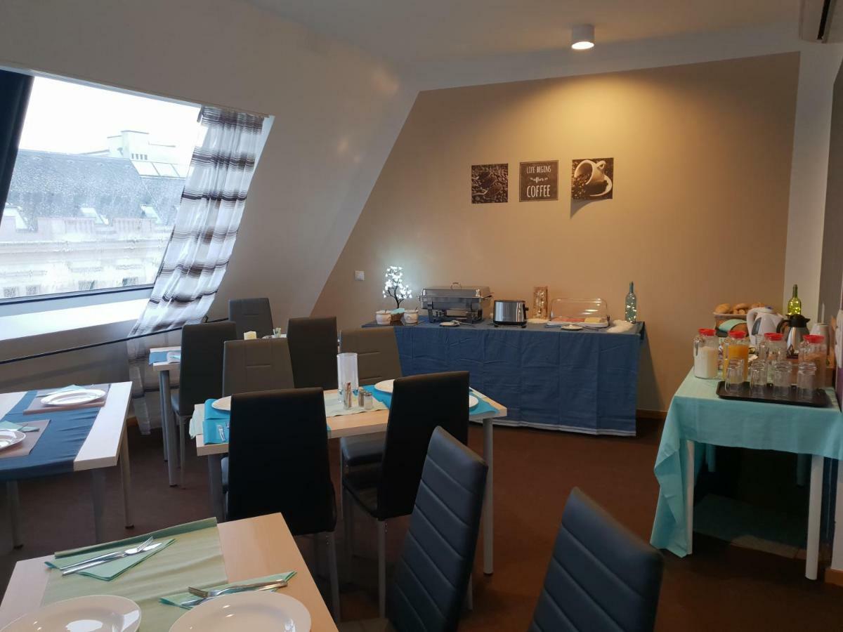 Aparthotel Exquisit 3*