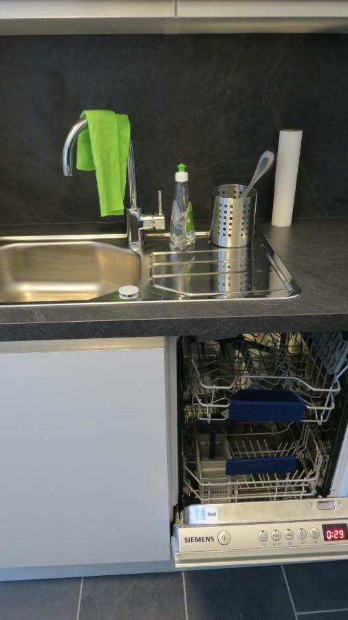 2 Apartment *
