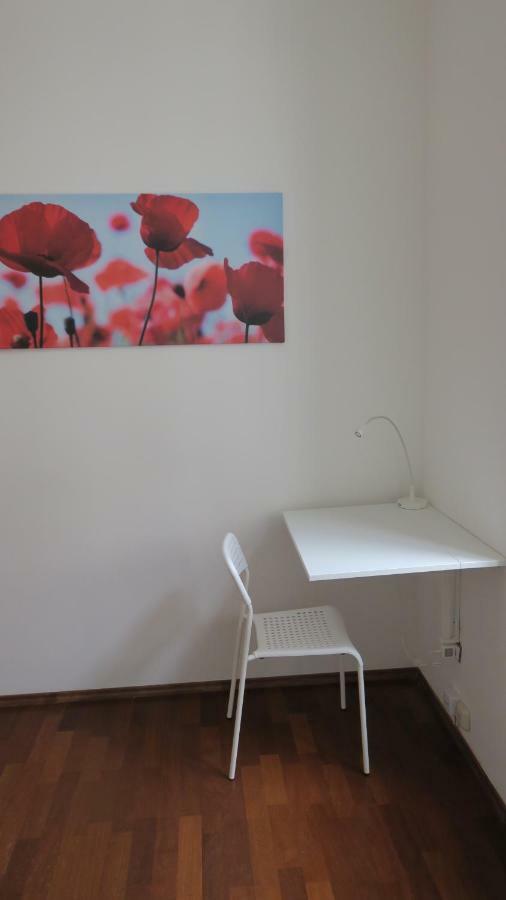 Apartment 2 *