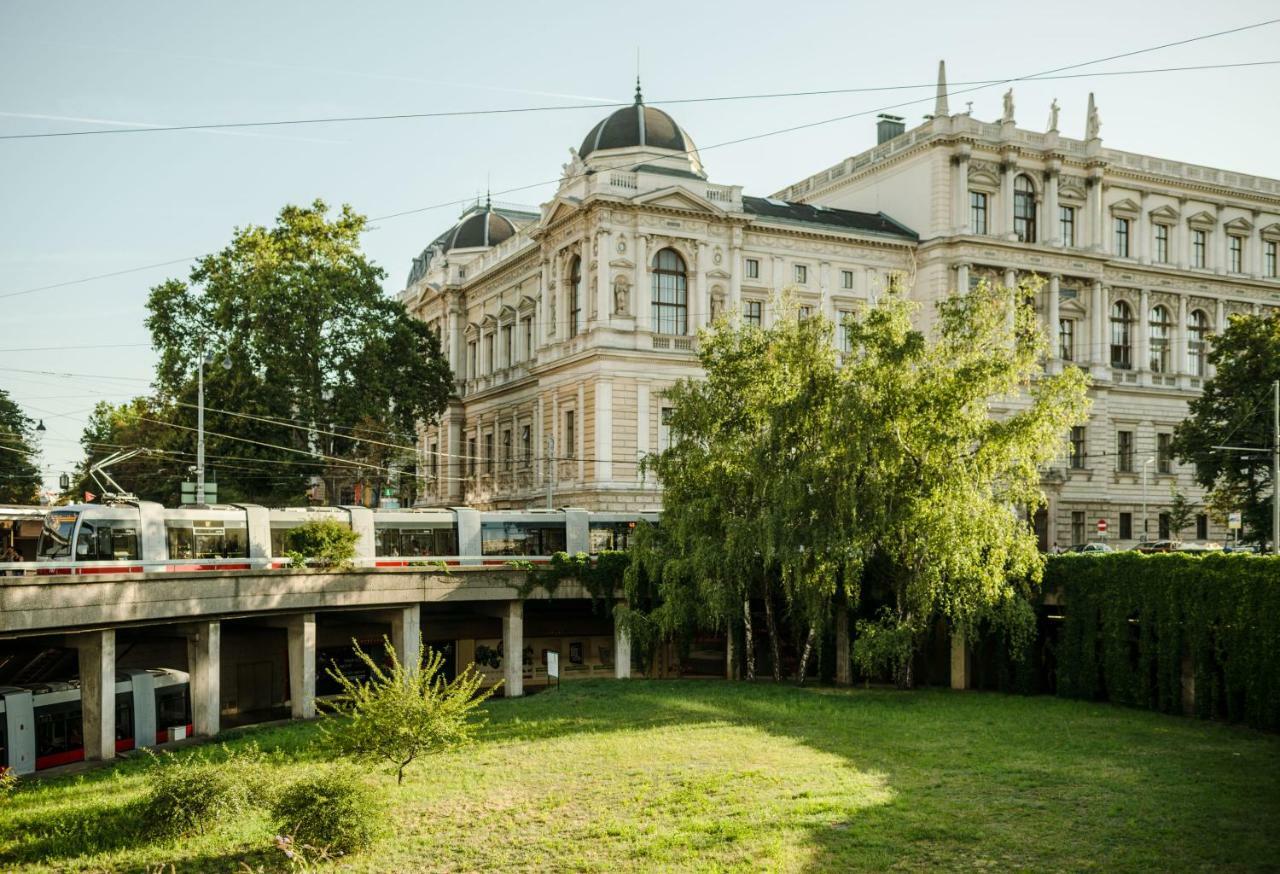 Roosevelt Stadthaus Apartment Vienna