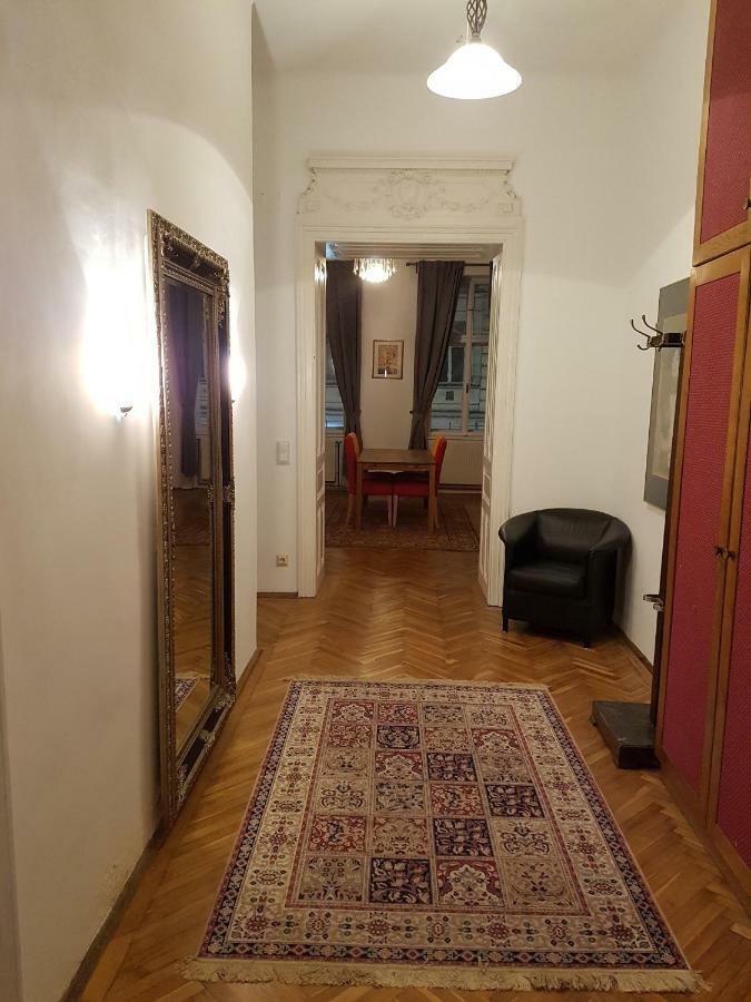 King | Contactless Check-in Apartment