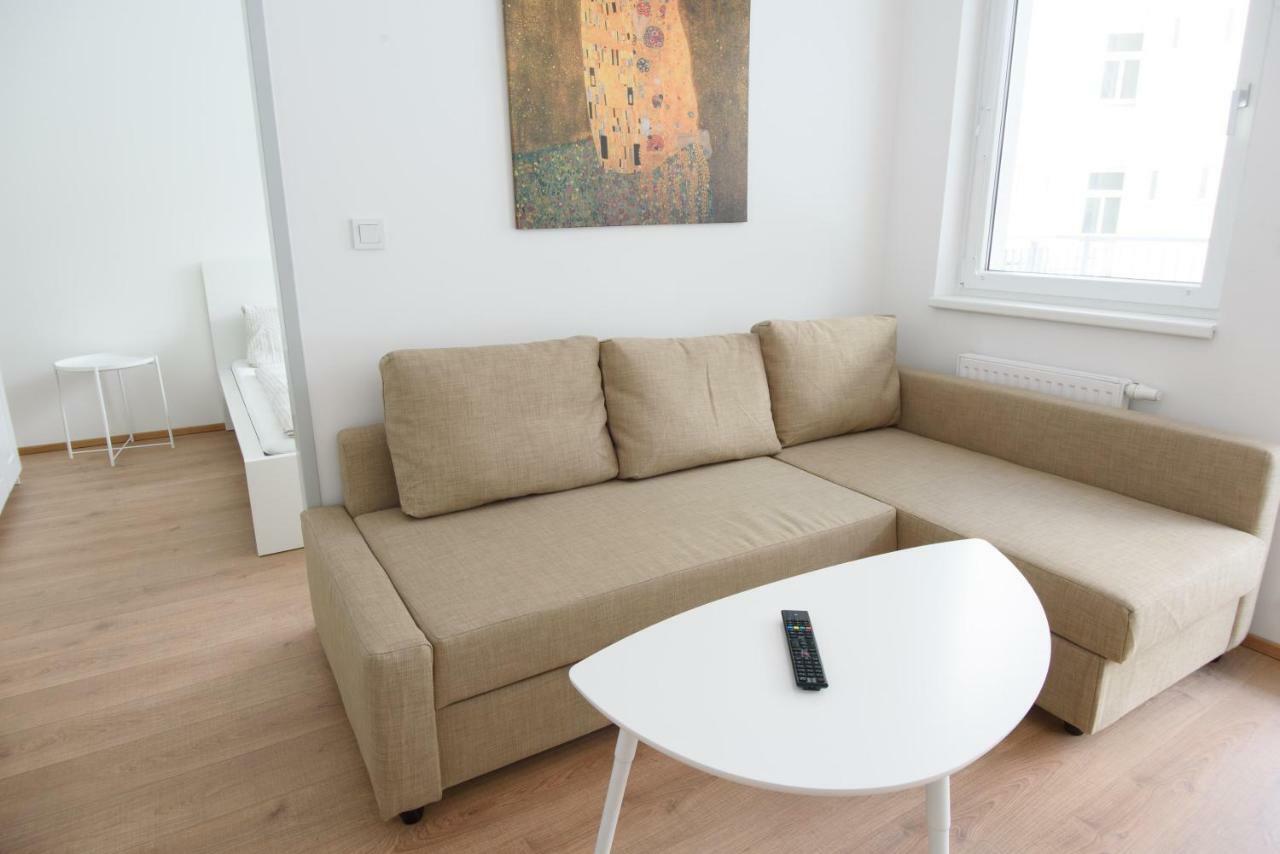 Living - Senefeldergasse Apartment *
