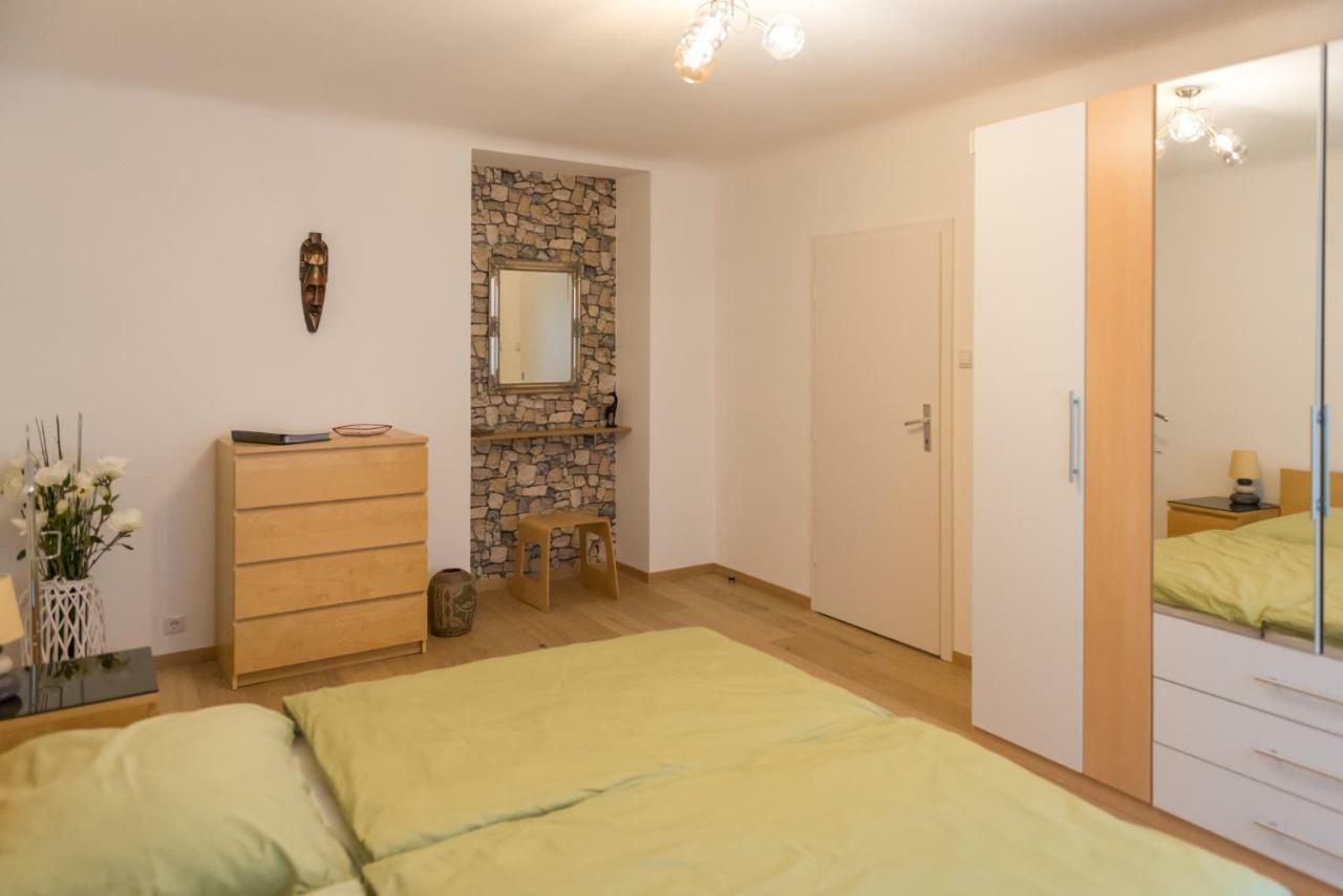Am Donaukanal Apartment Vienna