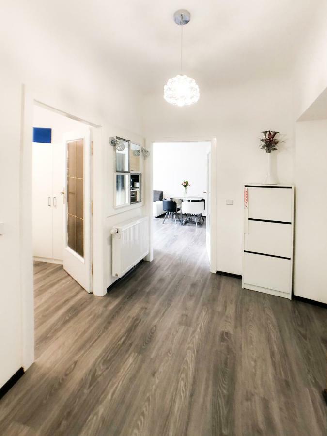Lara Apartment