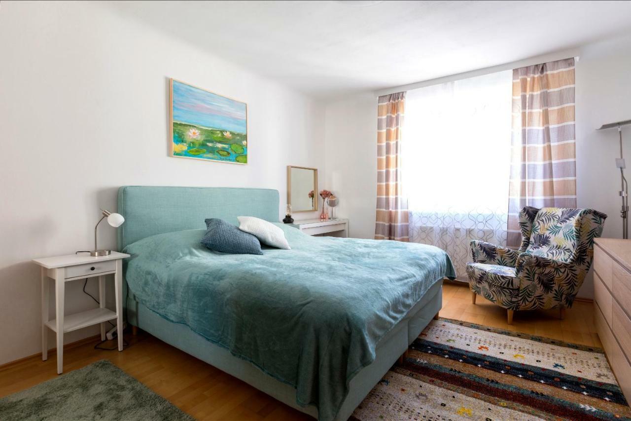 Rudolfsplatz Apartment *