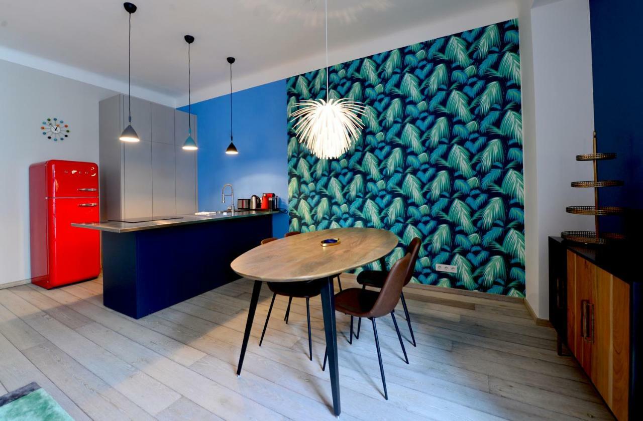 Chic And Modern In Hip Area