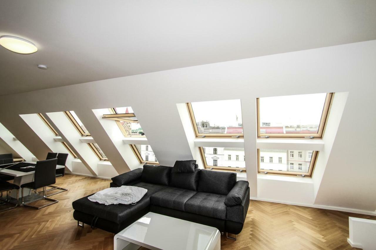 Edelweiss City United Nations Apartment *