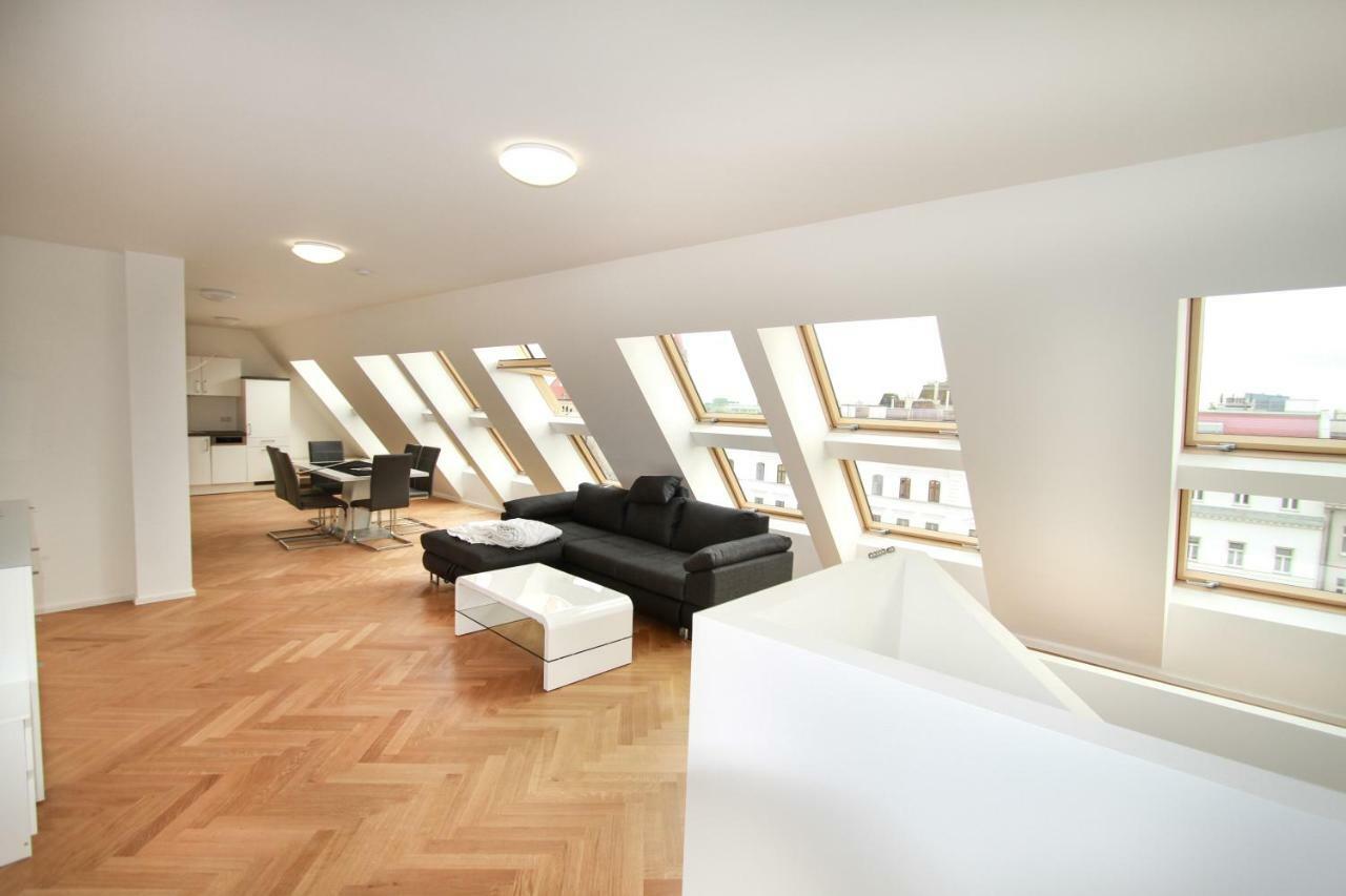 Edelweiss City United Nations Apartment *