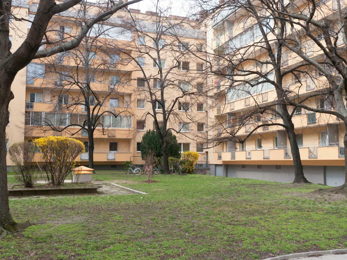 Spacious 2rooms Area Apartment *