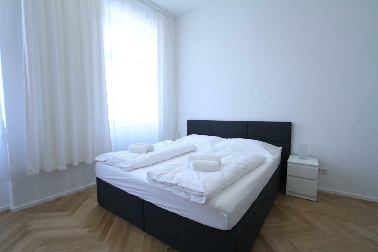 Edelweiss City United Nations Apartment Vienna