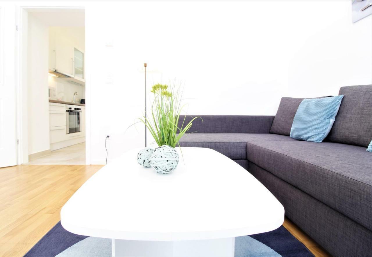 Apartment Marine: Newly Renovated 2nd District