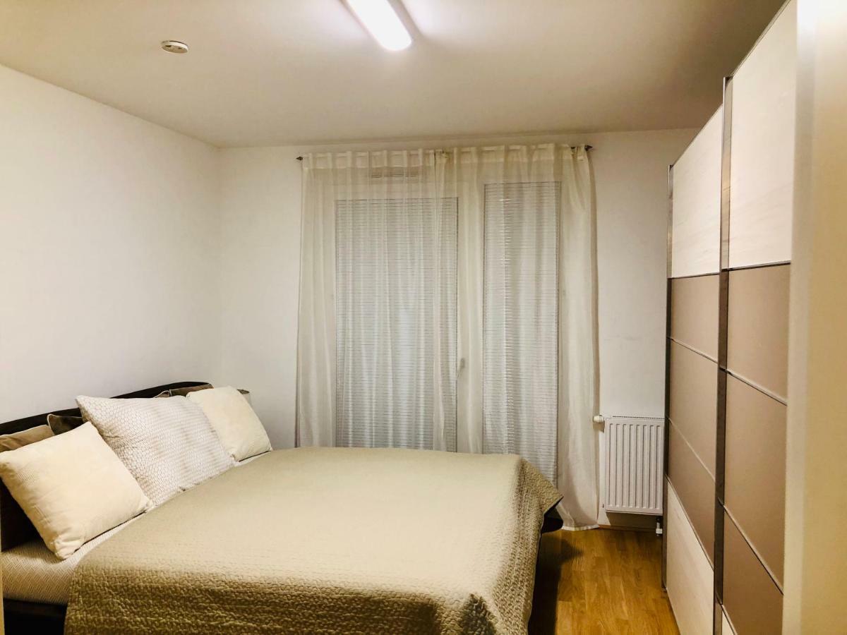 Apartment Amazing Austria Center Near Uno *